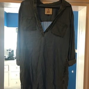 Women’s Dress Shirt